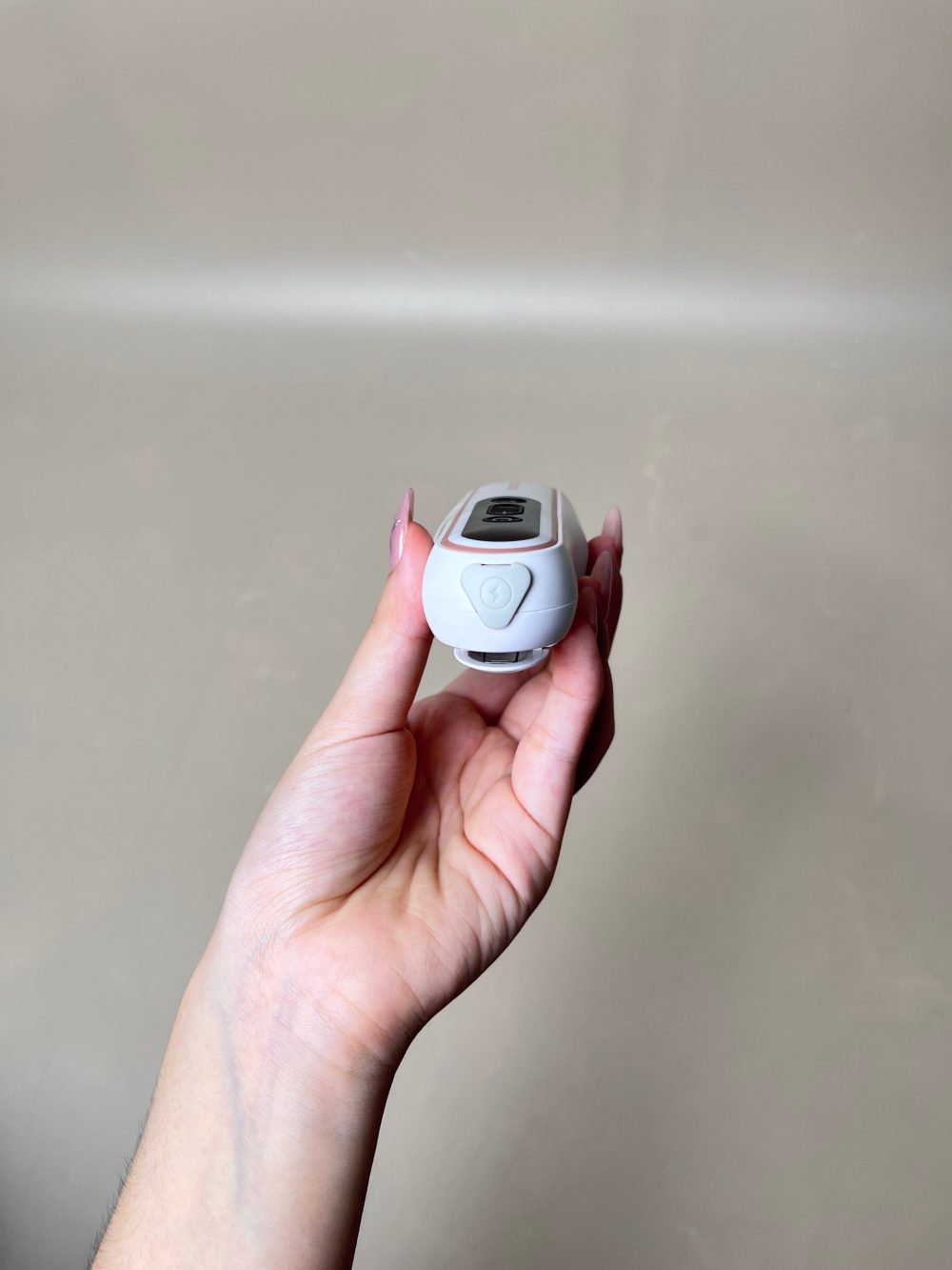Máy hút sữa Momcozy V2 Pro cup hồng (full box) - Ảnh 15