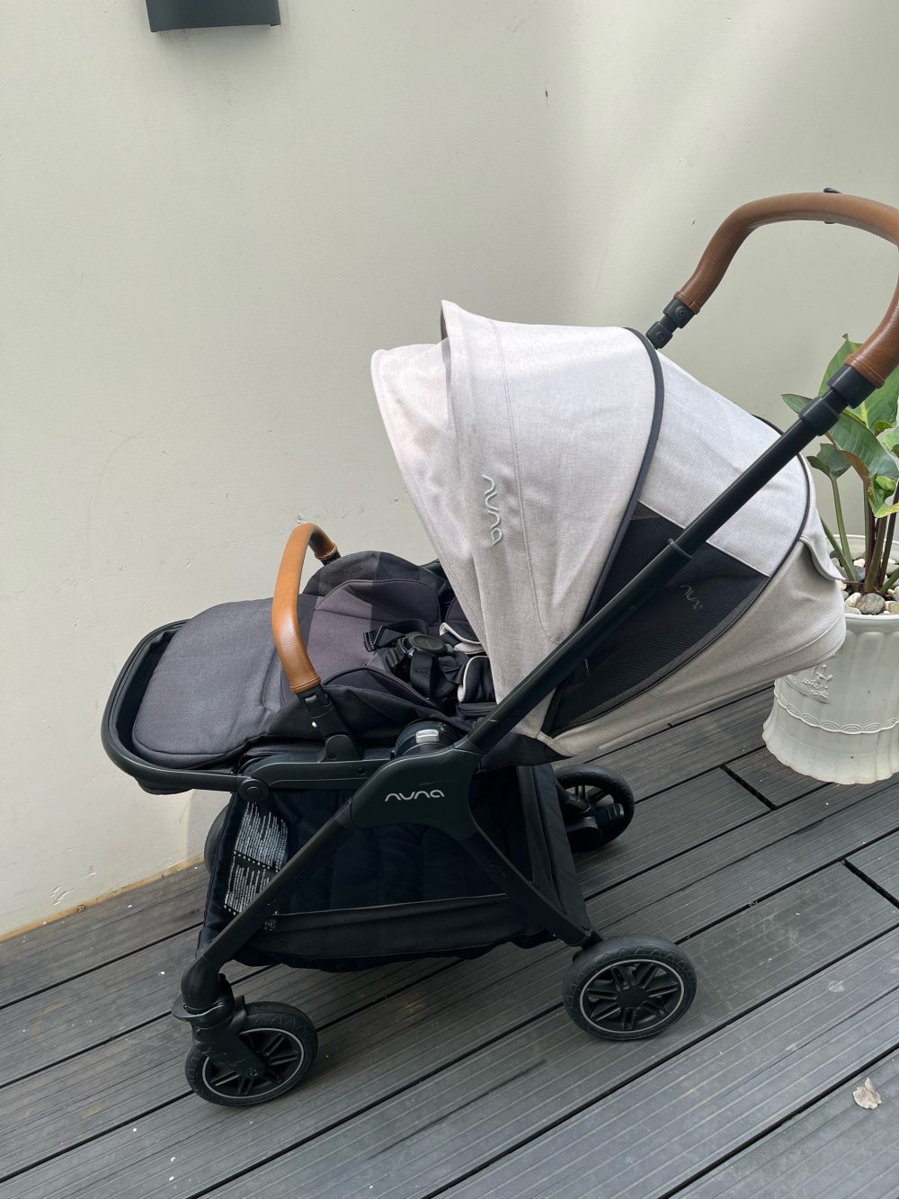 Xe đẩy Nuna Triv màu xám khung đen (size: 0–>4y, tối đa 22kg) - Ảnh 17
