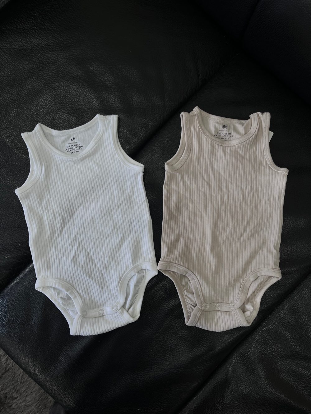 Set 2 bodysuit H&M màu trắng/nâu (size 6→9m) - Ảnh 7