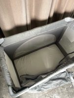 Cũi gấp gọn Joie Kubbie Sleep Foggy Gray và đệm cũi xơ dừa Chilux ( fullbox) - Ảnh 26