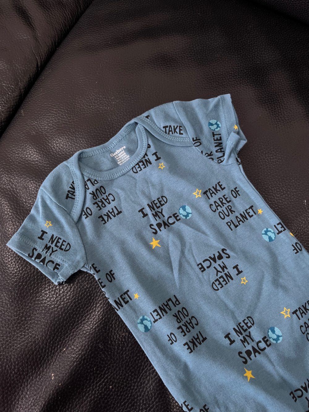 Set 4 bộ bodysuit Gerber họa tiết vũ trụ (size 6→9m) - Ảnh 11