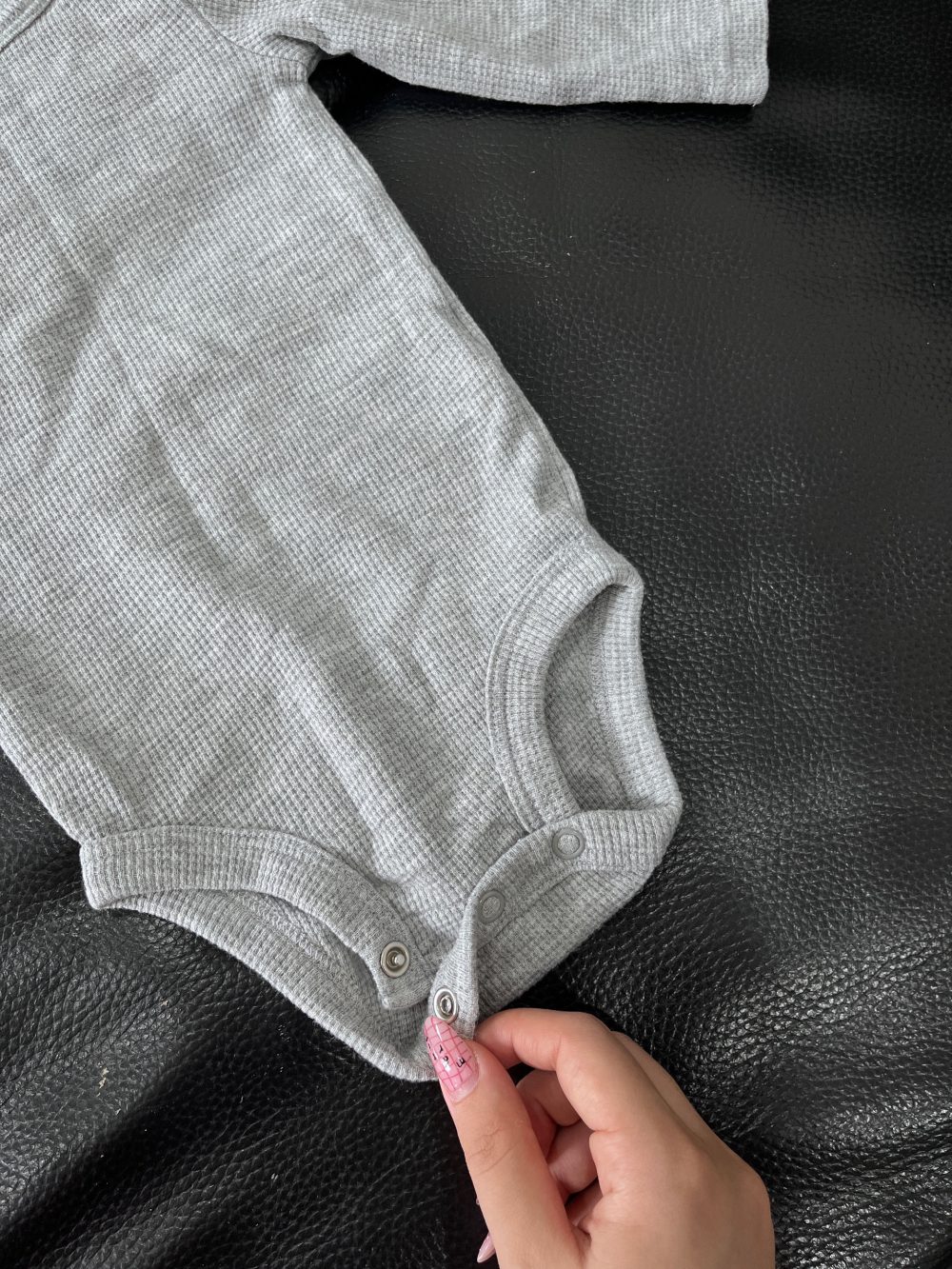 Set 2 body đùi Uala Rogo & Carter's màu xám (size 6→9m) - Ảnh 5