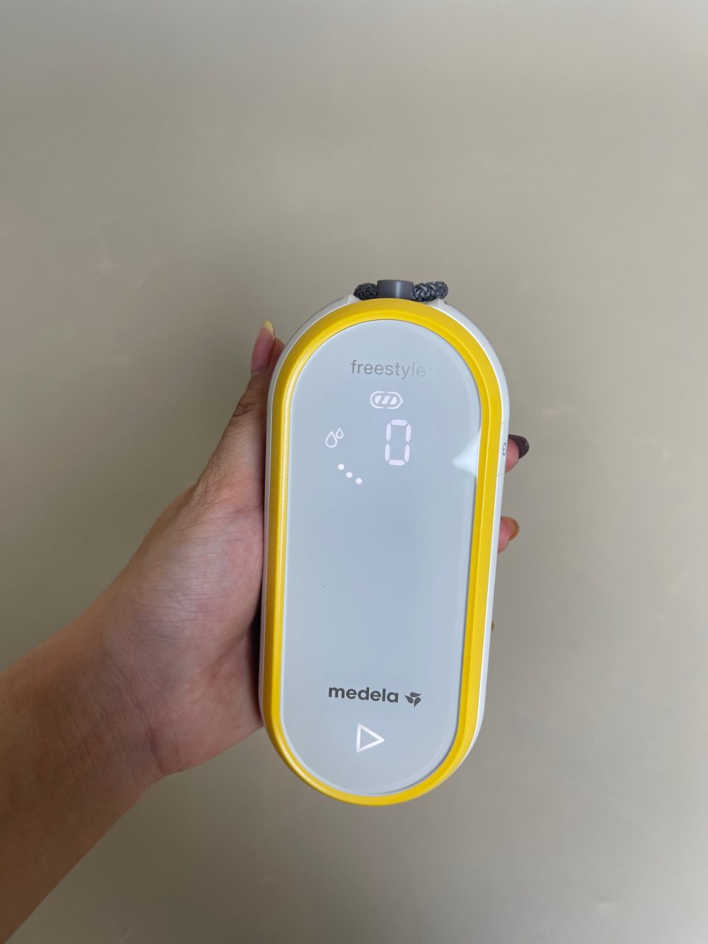 Máy hút sữa medela freestyle handsfree (full box, còn BH) - Ảnh 27