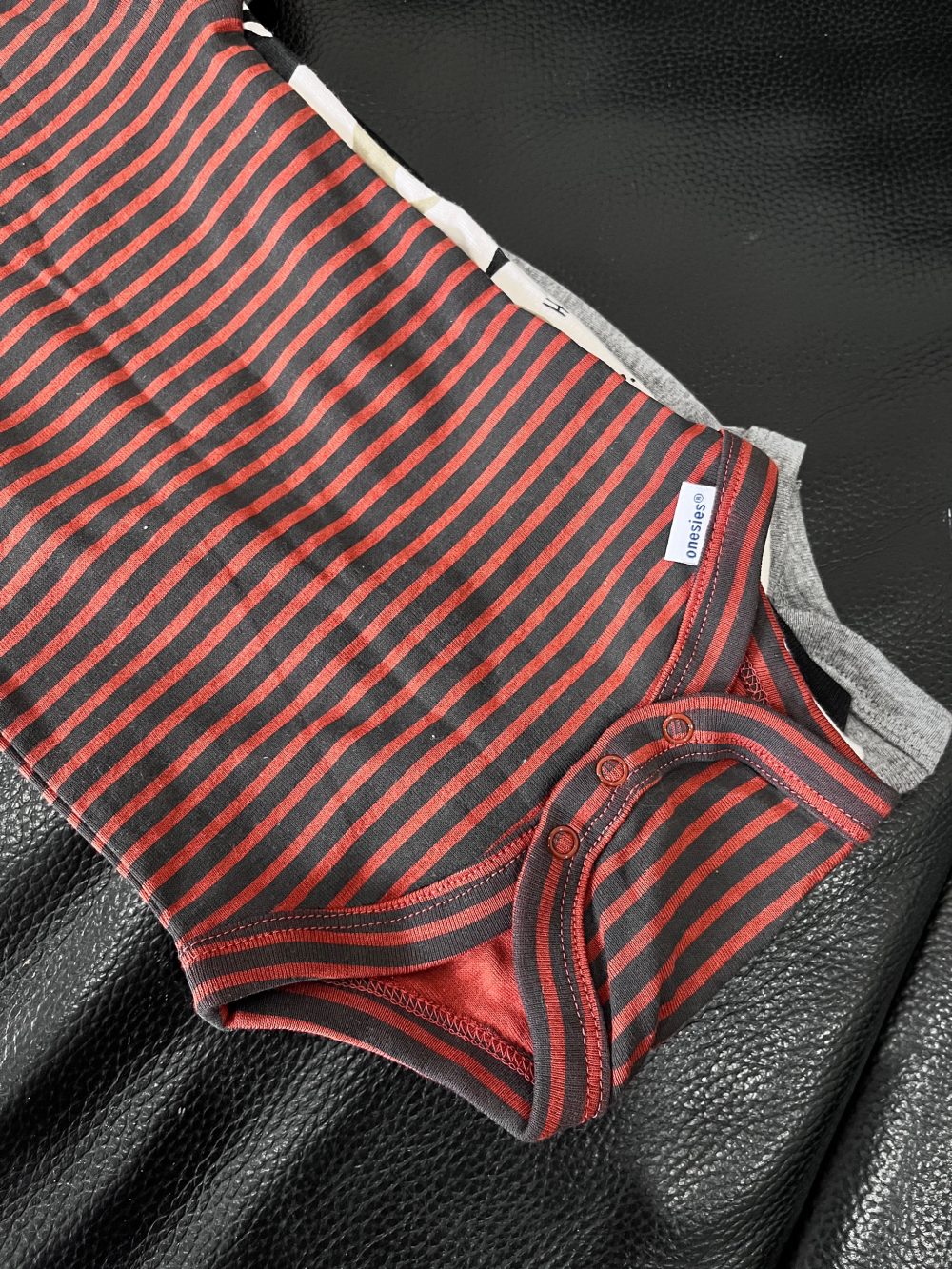 Set 4 bộ bodysuit Gerber chủ đề khủng long (size 6→9m) - Ảnh 21