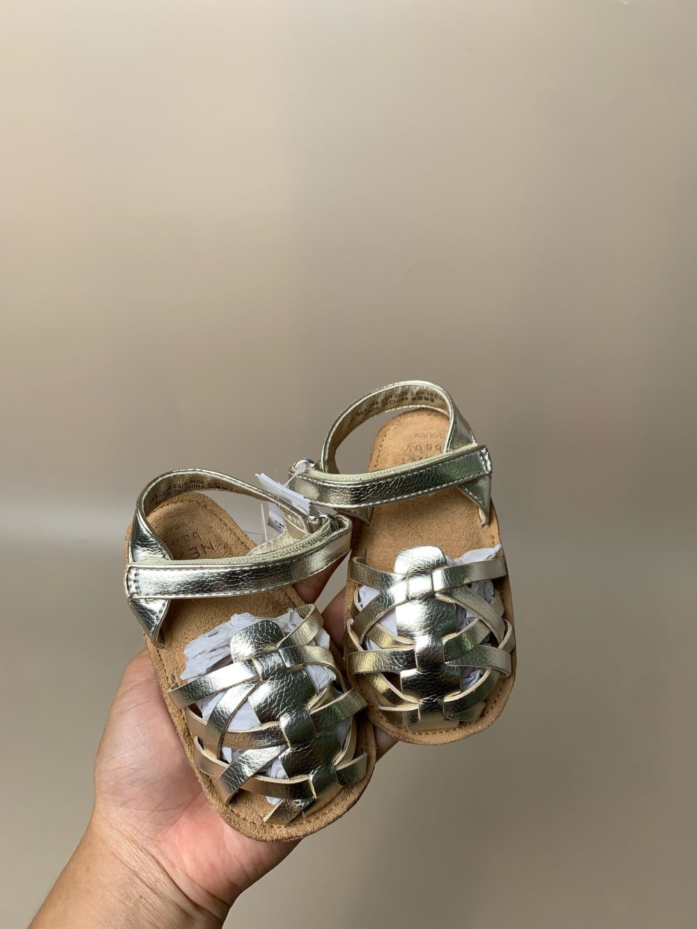 Sandal rọ tập đi Next baby màu gold (12-18m/11,5-12cm) - Ảnh 2