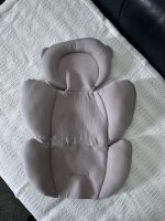 Xe đẩy kết hợp ghế ngồi ô tô Doona màu đen, tặng kèm đệm xe đẩy và miếng lót ô tô (1,8→13,6kg, còn túi đựng) - Ảnh 9