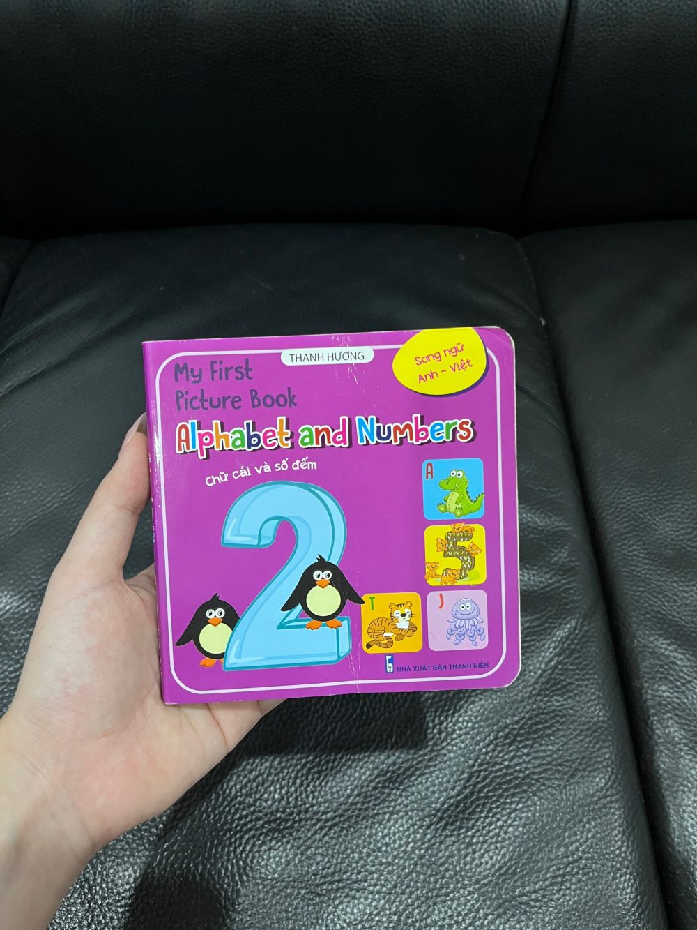 Set 2 cuốn sách My First I See You, That's not my angel tặng sách Alphabet and Numbers - Ảnh 7