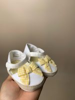Sandal tập đi Monsoon hoạ tiết nơ caro vàng ( size: 6->12m) - Ảnh 2