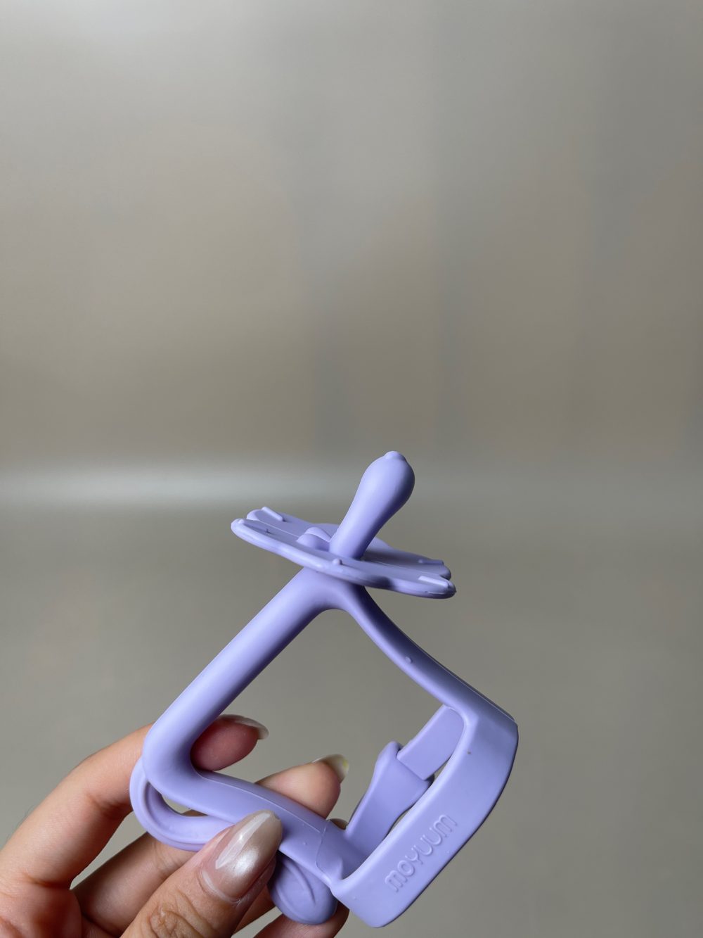 Gặm nướu silicone Moyuum 3M+ - Ảnh 2