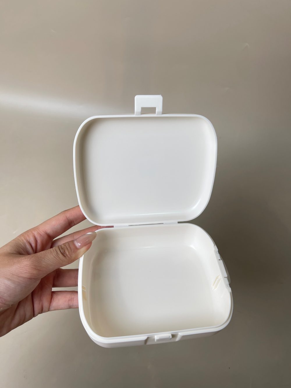 Gặm nướu silicon hình gấu TGM màu Beige kèm hộp đựng - Ảnh 8