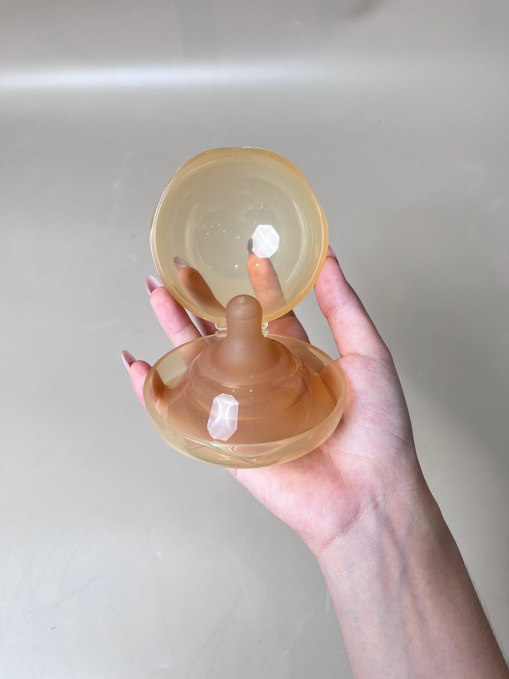 Set 2 Núm trợ ti thyseed và núm trợ ti maam’s Choice ( còn hộp đựng ) - Ảnh 5
