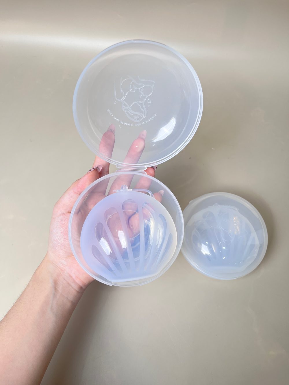 Set 2 phễu hứng sữa silicone Coniu tặng kèm miếng lót thắm sữa Molli - Ảnh 7