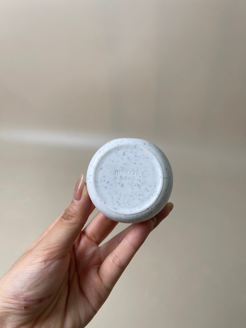 Núm ti giả Moyuum silicone cho bé màu vàng (3-6m/kèm hộp đựng) - Ảnh 9