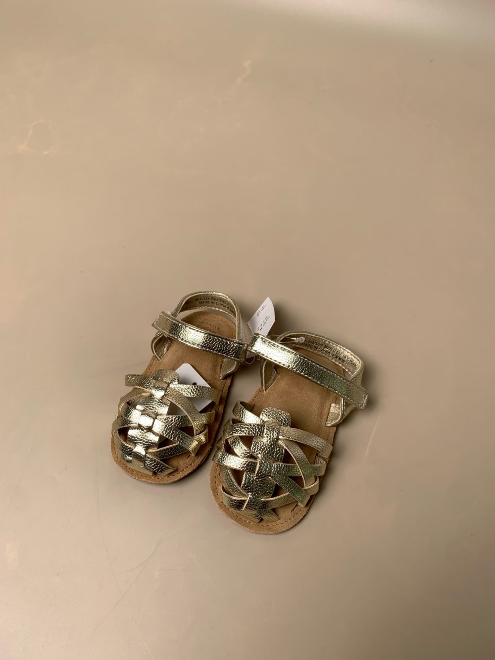Sandal rọ tập đi Next baby màu gold ( size: 6->12m) - Ảnh 2