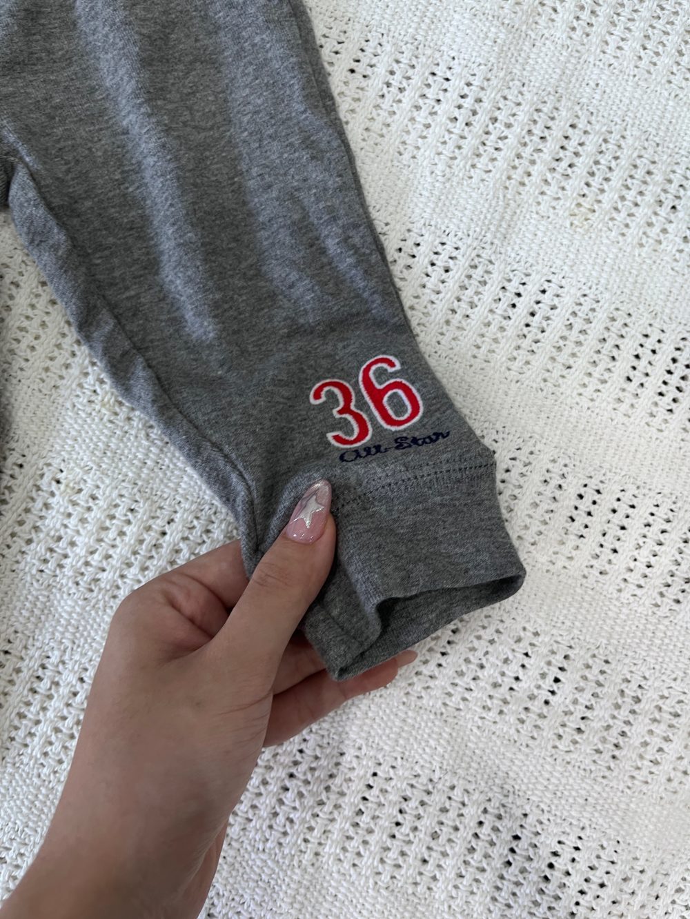 Set 2 quần dài Carter’s màu xám (size 6m) - Ảnh 3