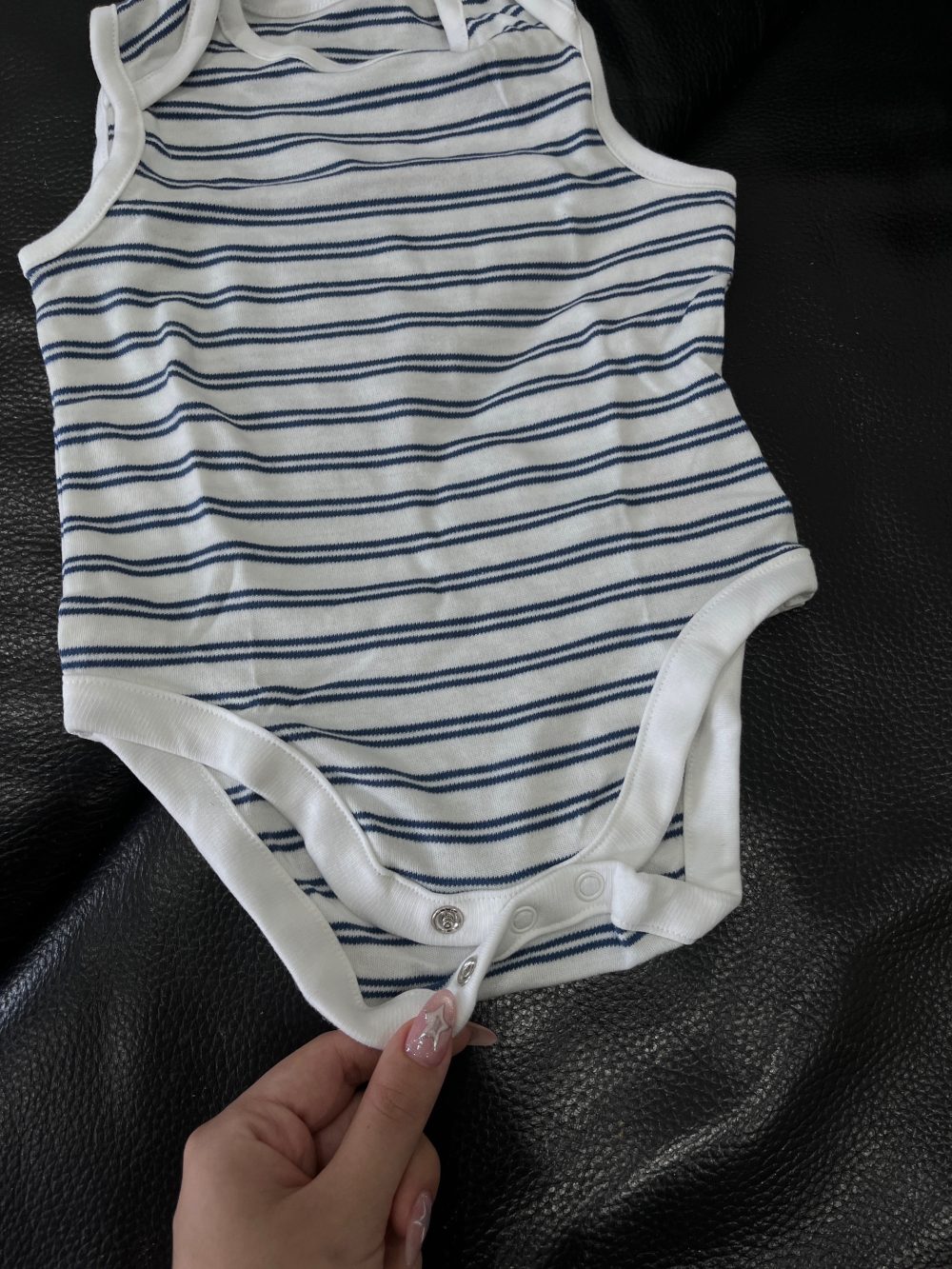 Set 2 bộ bodysuit Mothercare màu xanh kèm bodysuit Carter’s màu xanh (size 6 →9m) - Ảnh 19