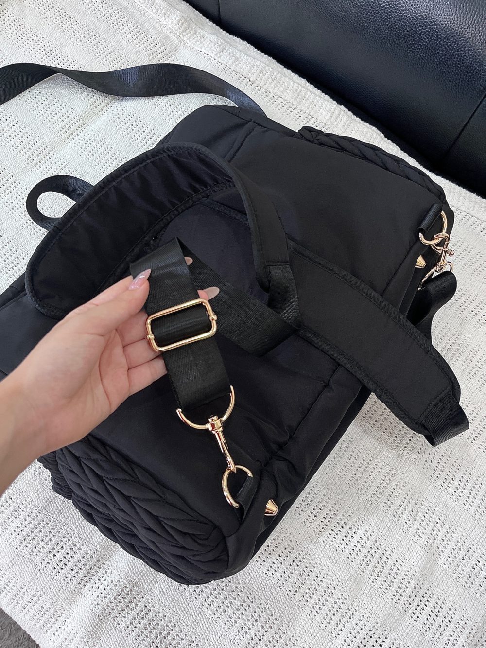 Balo kiêm túi đeo chéo đựng đồ cho bé Hannah & Sophia Belle màu đen - Ảnh 9