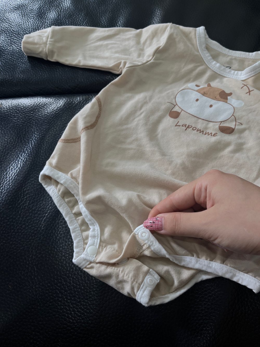 Set bodysuit dài tay kèm quần La Pomme màu nâu (size 0→3m) và bộ quần áo dài tay Asbaby màu trắng (size 3→6m) tặng kèm sleepsuit no brand màu trắng - Ảnh 11