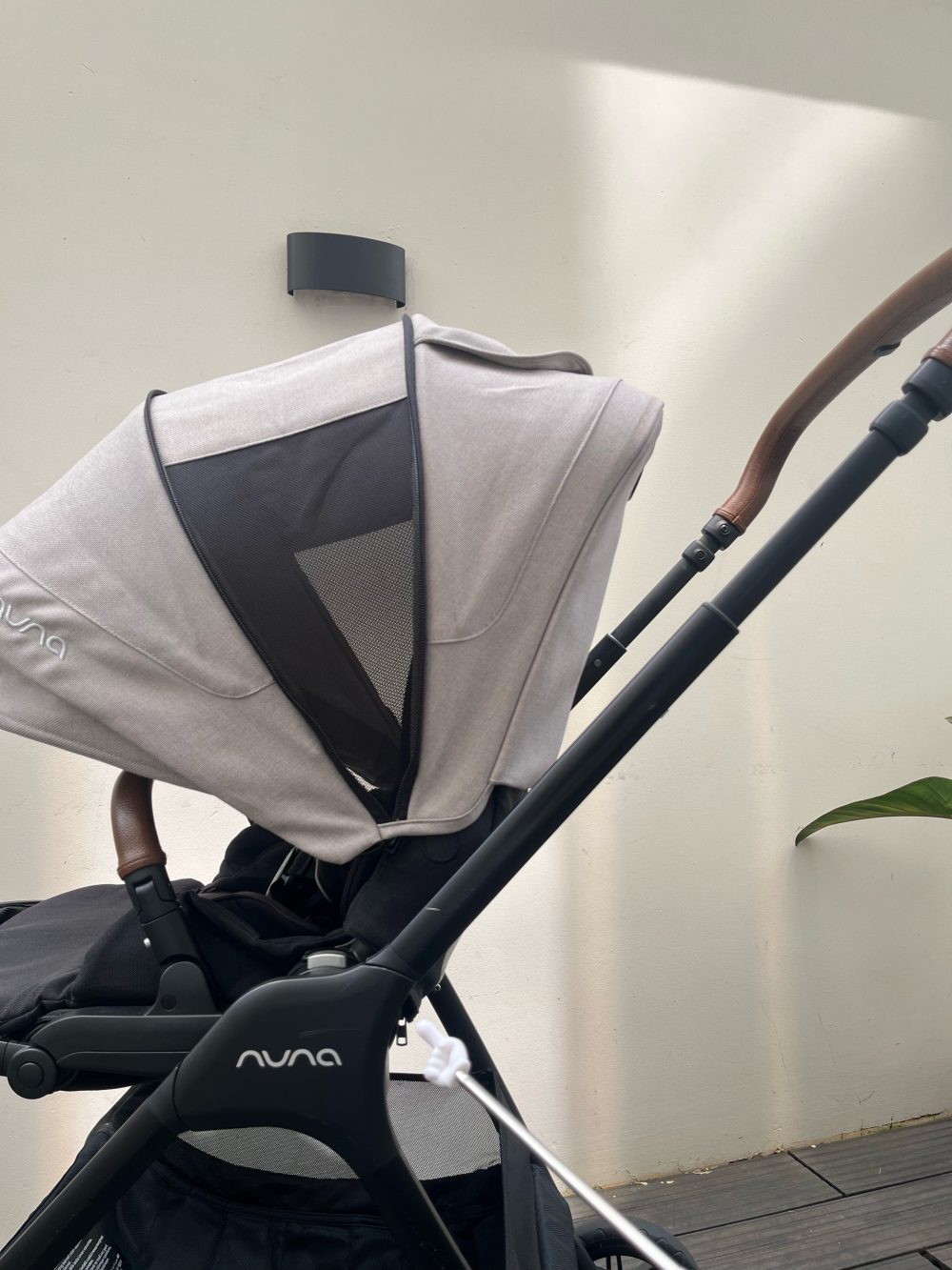 Xe đẩy Nuna Triv màu xám khung đen (size: 0–>4y, tối đa 22kg) - Ảnh 6