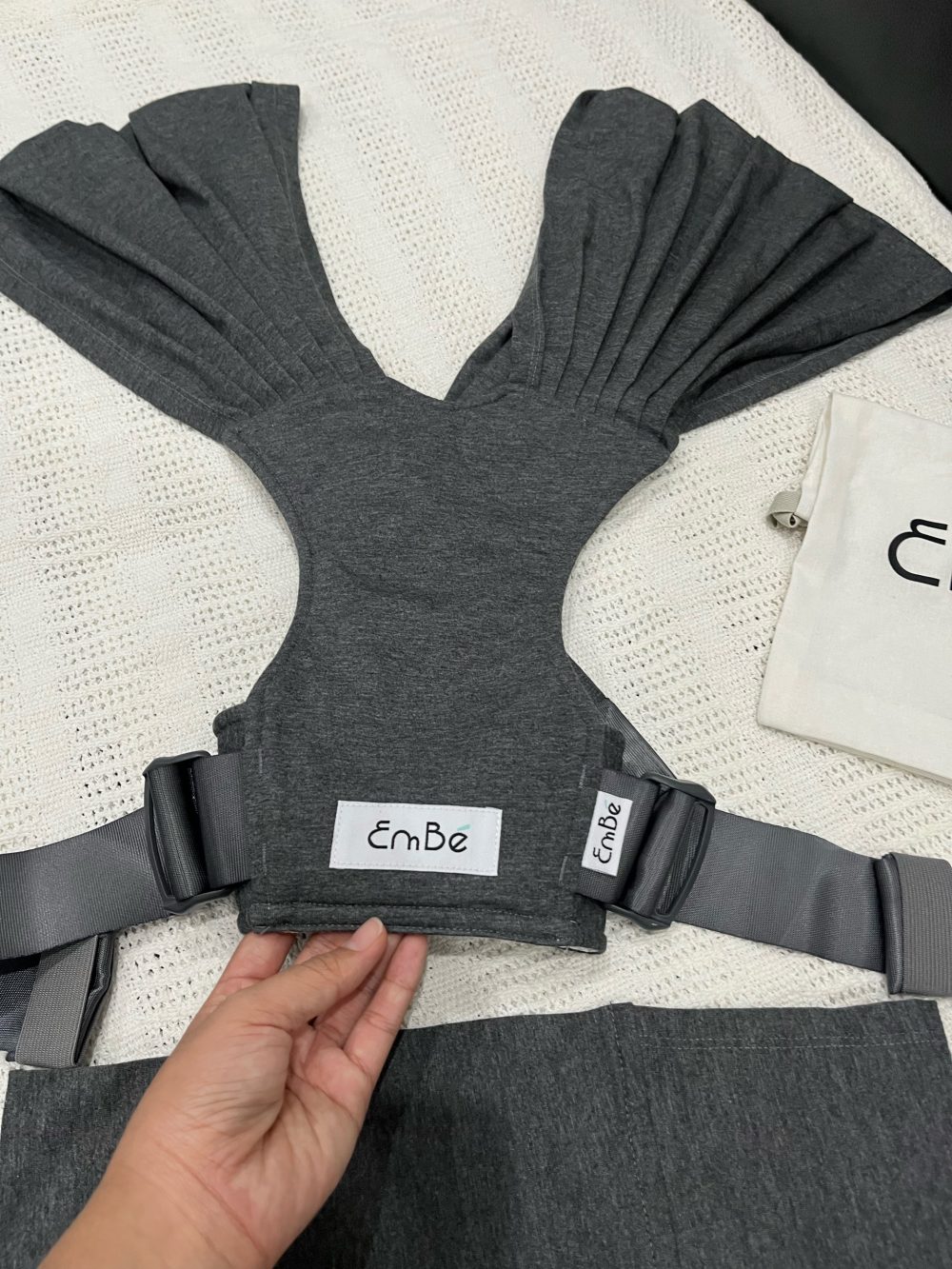 Địu vải Embé Sling màu Charcoal dòng flex ( size: 0->24m, còn túi đựng) - Ảnh 5