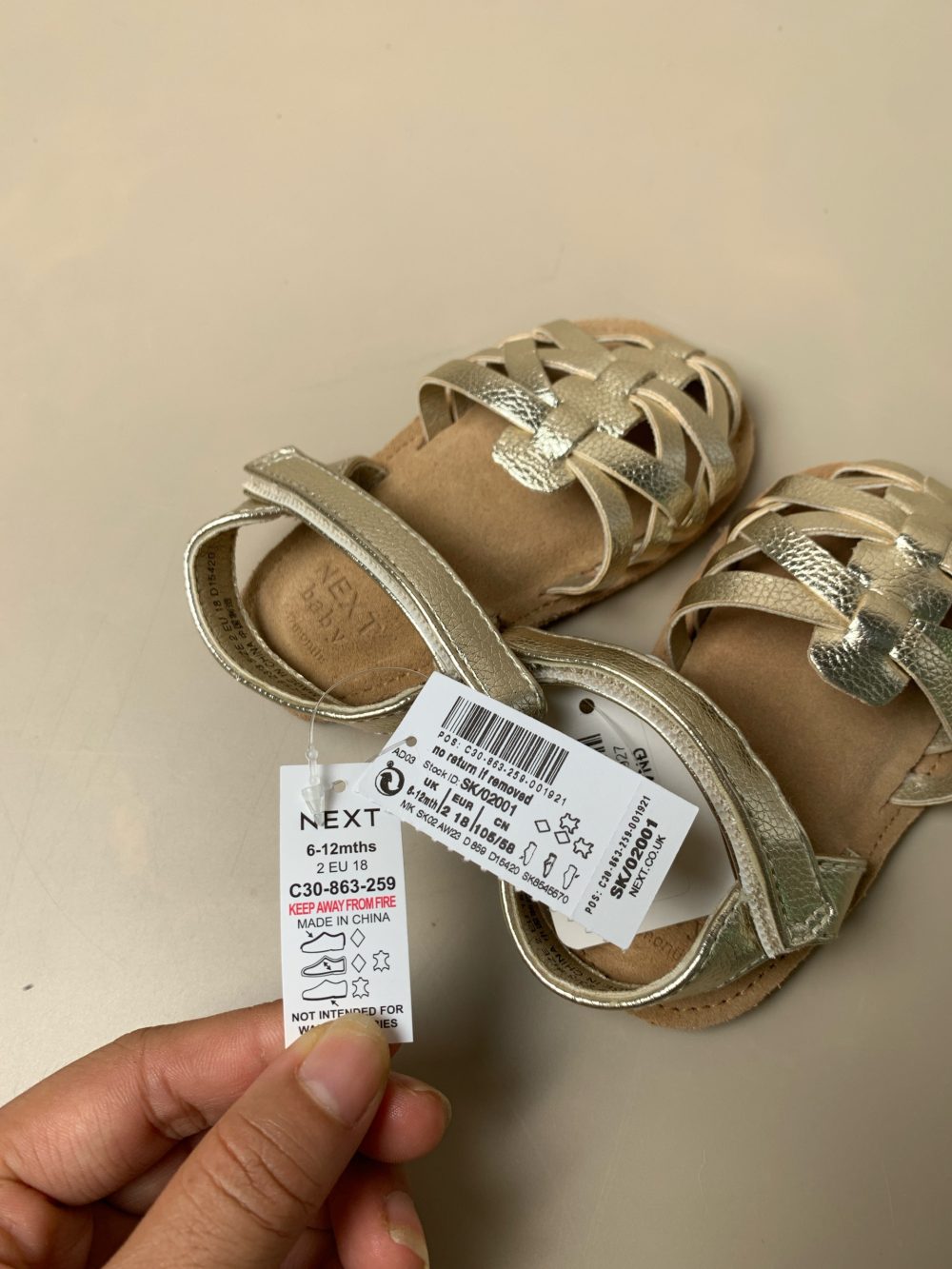 Sandal rọ tập đi Next baby màu gold ( size: 6->12m) - Ảnh 5