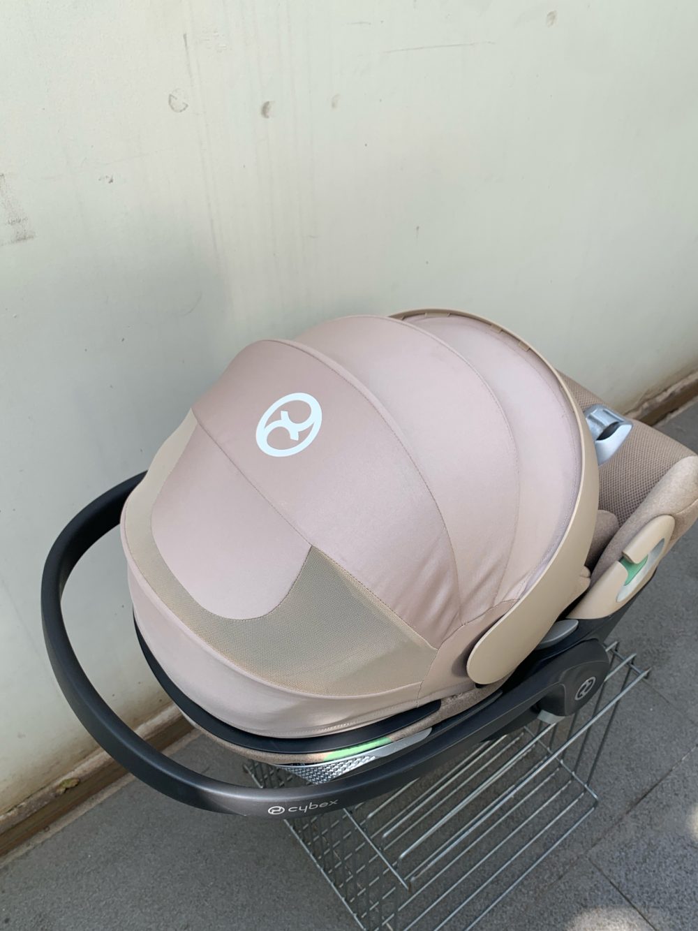 Ghế ngồi ô tô Cybex Cloud T i-size màu cozy beige (45-87cm<13kg) - Ảnh 4