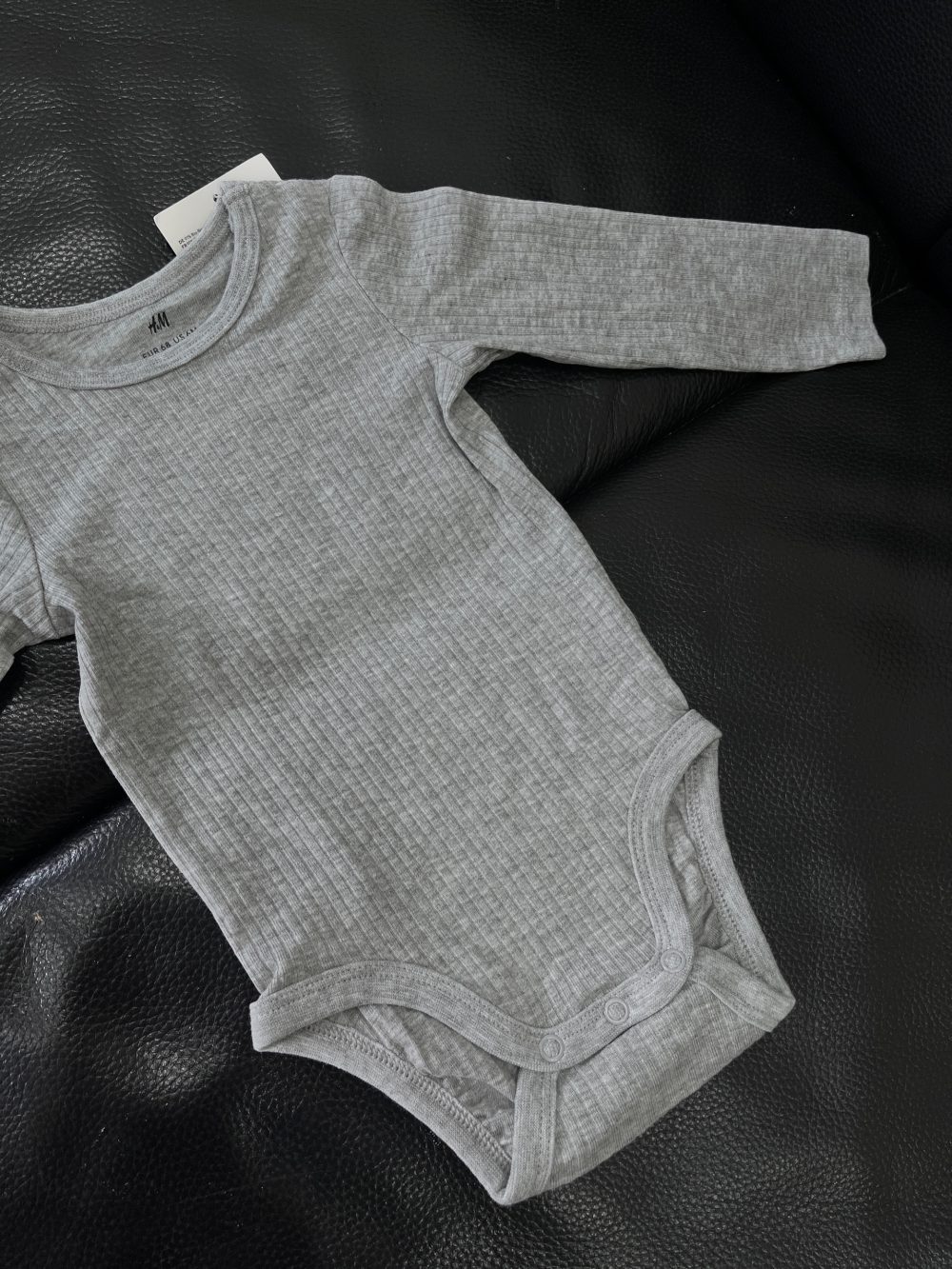 Set 2 bodysuit dài tay H&M màu trắng/xám (size 4→6m) - Ảnh 12