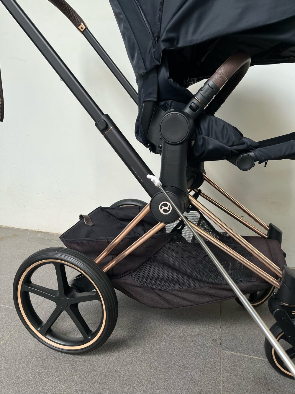 Xe đẩy Cybex Priam 3 khung rosegold (size: 0->4y, tối đa 22kg) kèm adapter - Ảnh 4