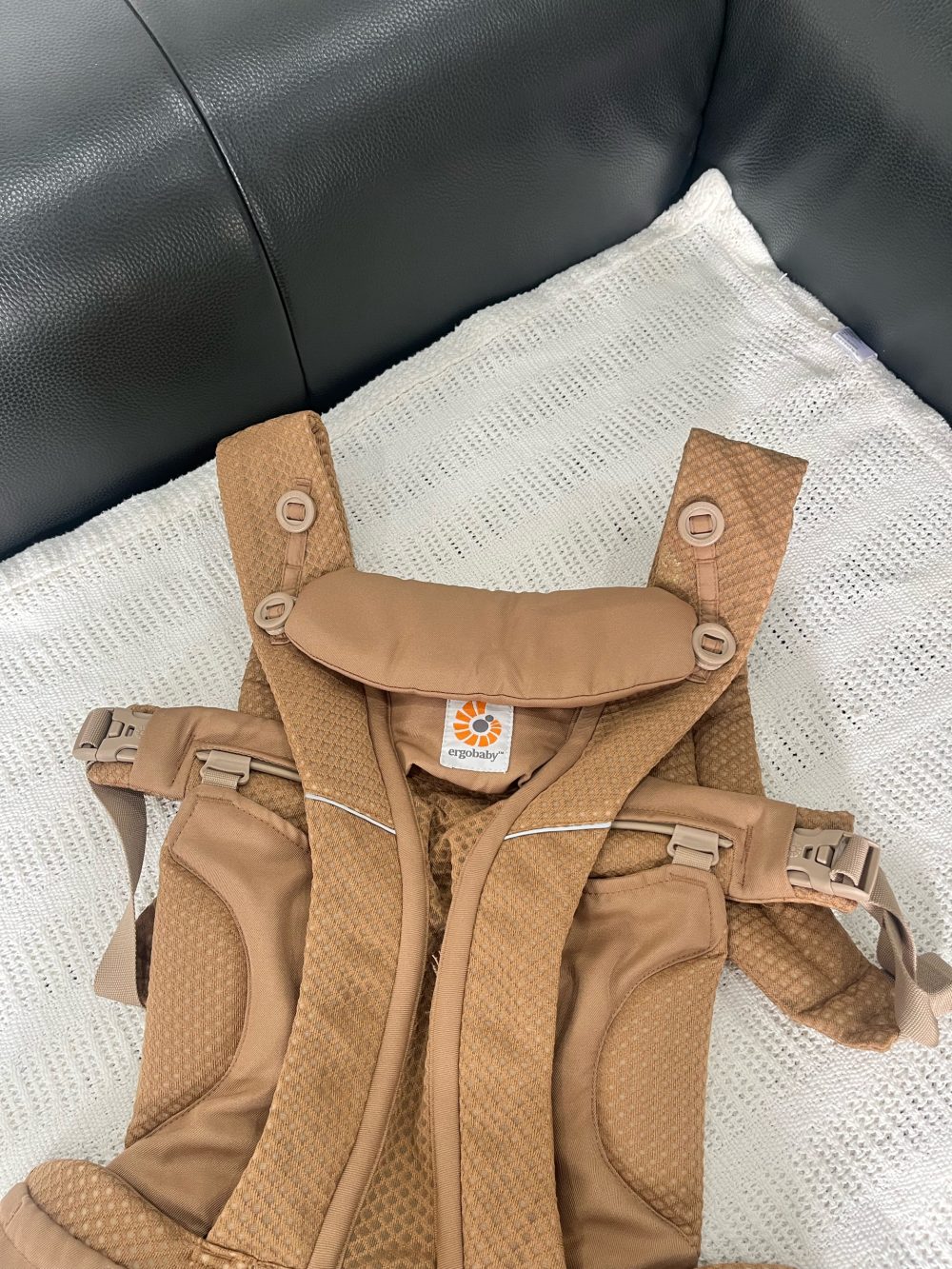 Địu Ergobaby Omni Breeze màu Camel Brown ( size:0->48m ~ 3kg2->20kg) - Ảnh 7