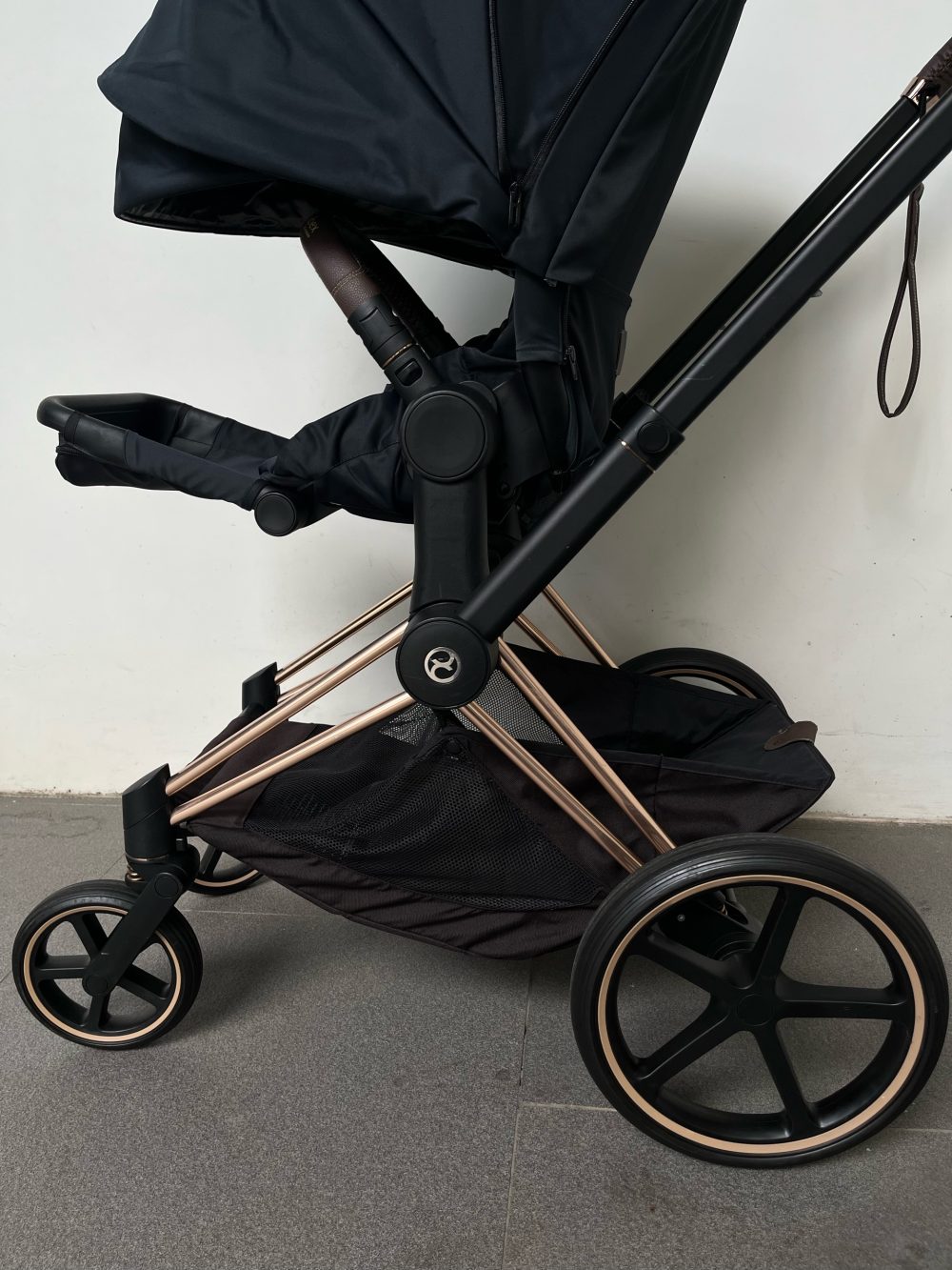 Xe đẩy Cybex Priam 3 khung rosegold (size: 0->4y, tối đa 22kg) kèm adapter - Ảnh 10