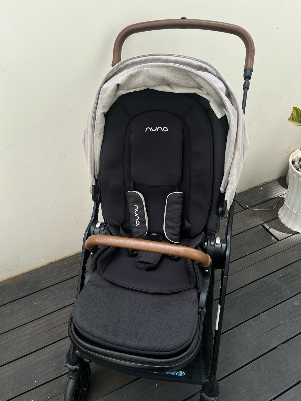 Xe đầy Nuna Triv màu xám khung đen (size: 0→ 4y, tối đa 22kg) - Ảnh 11