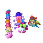 Set thú nhồi bông đồ chơi Tomy Lamaze, K’s kids hình sâu dài và sách vải Jollybaby chủ đề đuôi khủng long