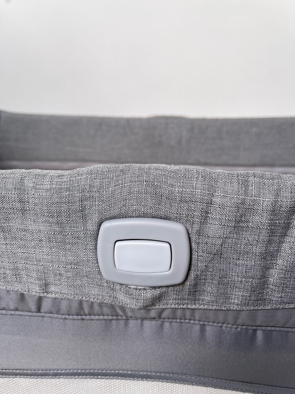 Cũi gấp gọn Joie Kubbie Sleep Foggy Gray ( còn túi đựng) - Ảnh 10