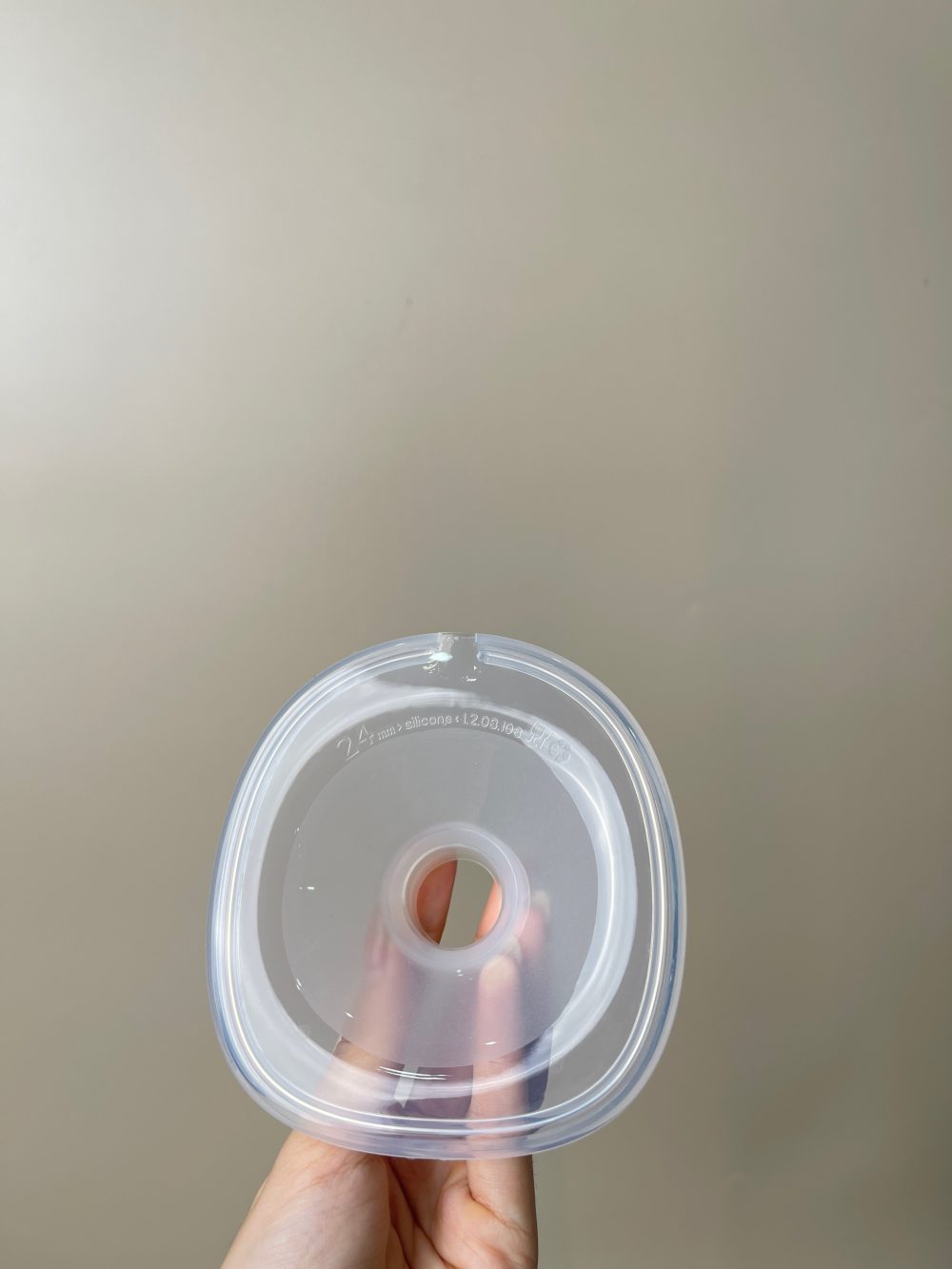 Máy hút sữa rảnh tay không dây FatzBaby Freemax 8 (máy đơn, no box) - Ảnh 23