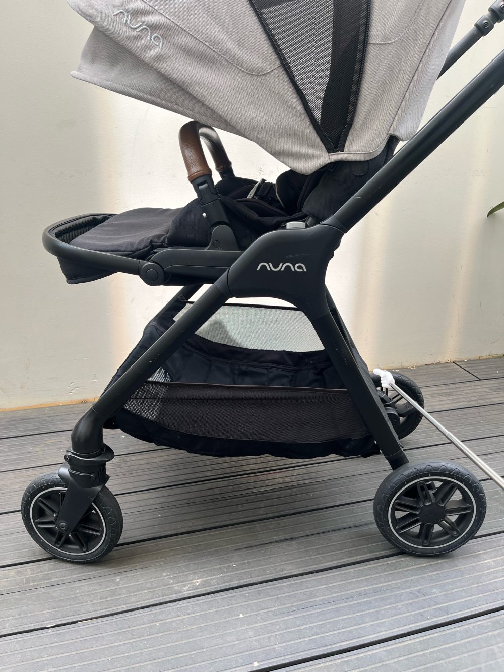 Xe đẩy Nuna Triv màu xám khung đen (size: 0–>4y, tối đa 22kg) - Ảnh 9