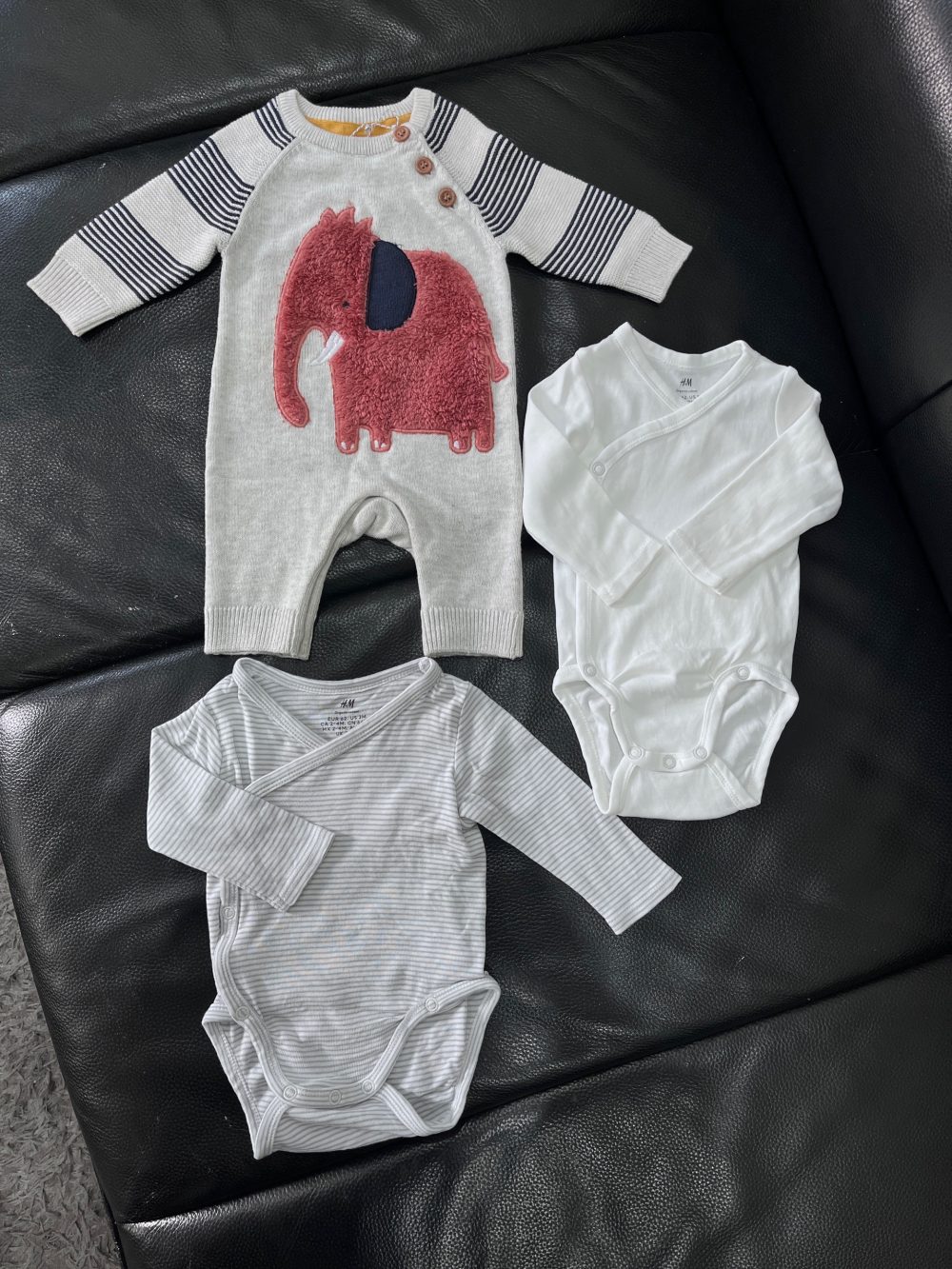 Set bodysuit len Mothercare kèm 2 bodysuit H&M màu trắng/sọc xanh (size 0→4m) - Ảnh 15