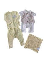 Set bodysuit Bobicraft gile màu nâu kem và bộ quần áo dài tay Boube màu vàng (size 3→6m) tặng kèm ủ quấn Mintuu màu vàng sọc trắng