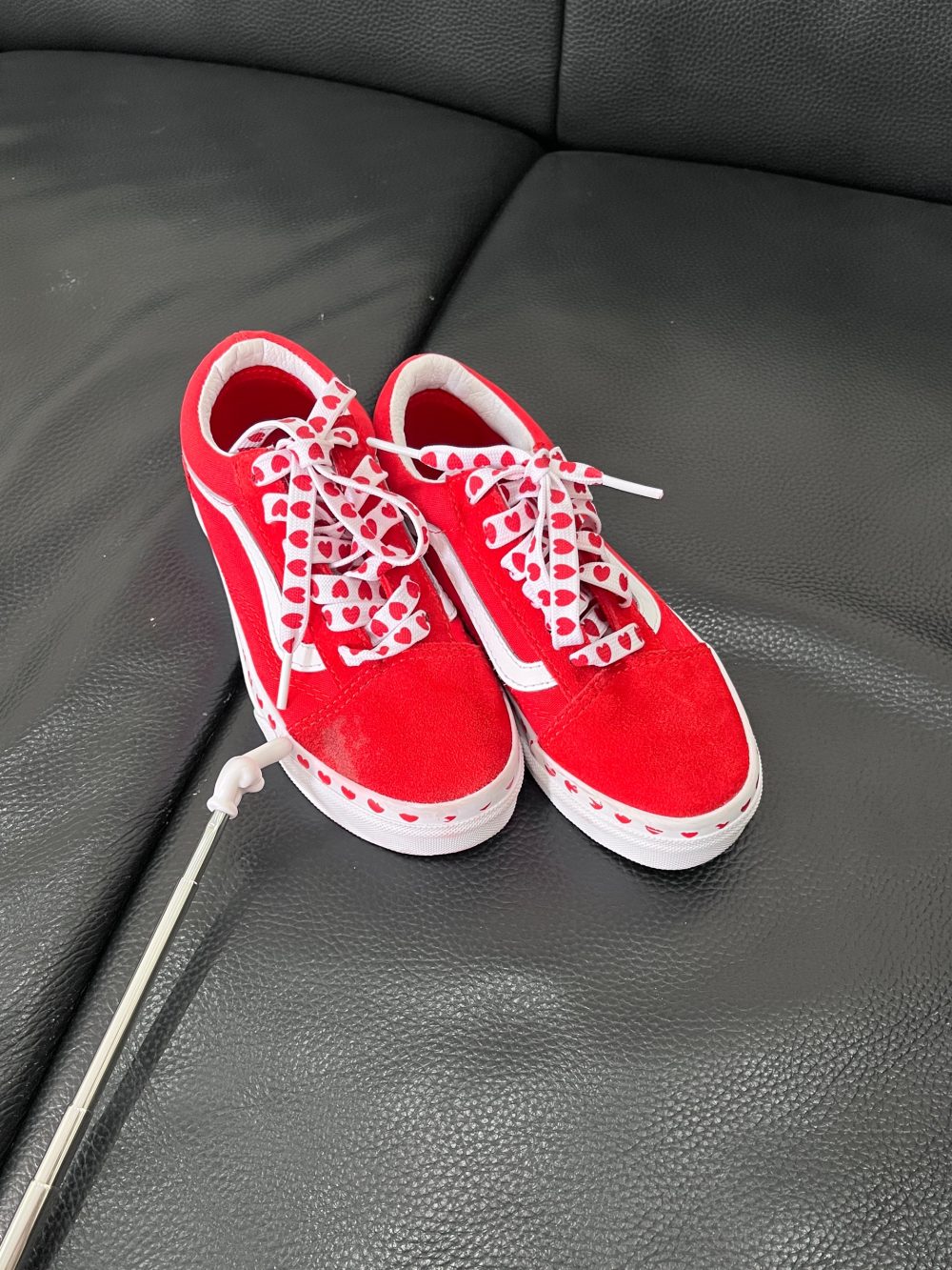 Giày Vans Kids Old Skool hoạ tiết trái tim màu đỏ (size 31.5~19cm) - Ảnh 3