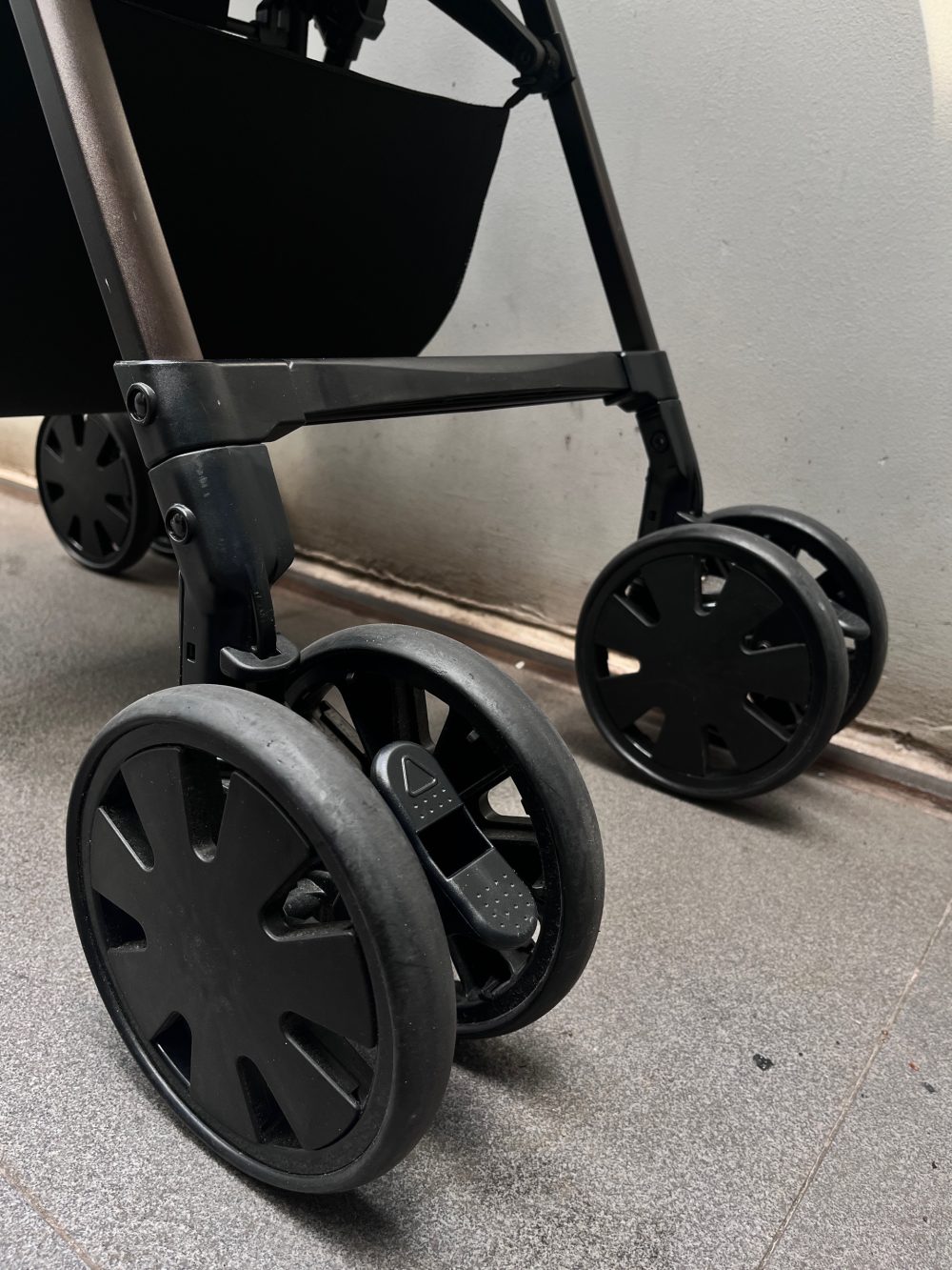 Xe đẩy Combi Crossgo 4 cas màu ghi (size 1→36m, tối đa 15kg) - Ảnh 22