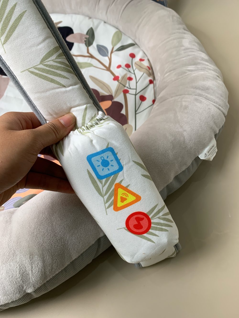 Thảm vải nằm chơi Telun Baby (ConCung) có nhạc, đèn, bảng điểu khiển màu xám (fullbox) - Ảnh 3