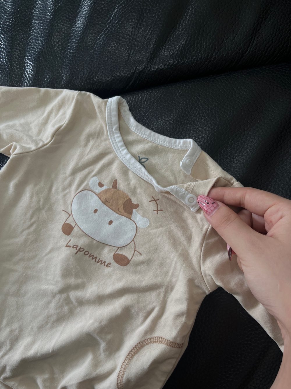 Set bodysuit dài tay kèm quần La Pomme màu nâu (size 0→3m) và bộ quần áo dài tay Asbaby màu trắng (size 3→6m) tặng kèm sleepsuit no brand màu trắng - Ảnh 13