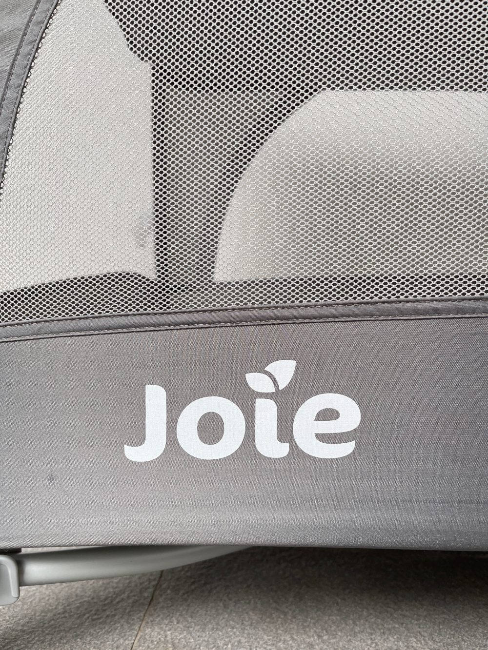 Cũi gấp gọn Joie Kubbie Sleep Foggy Gray ( còn túi đựng) - Ảnh 8