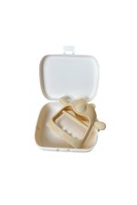 Gặm nướu silicon hình gấu TGM màu Beige kèm hộp đựng