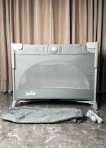 Cũi gấp gọn Joie Kubbie Sleep Foggy Gray và đệm cũi xơ dừa Chilux ( fullbox) - Ảnh 17