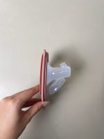 Bộ cup Momcozy V1, V2 Pro kèm dây hút (full box) - Ảnh 4