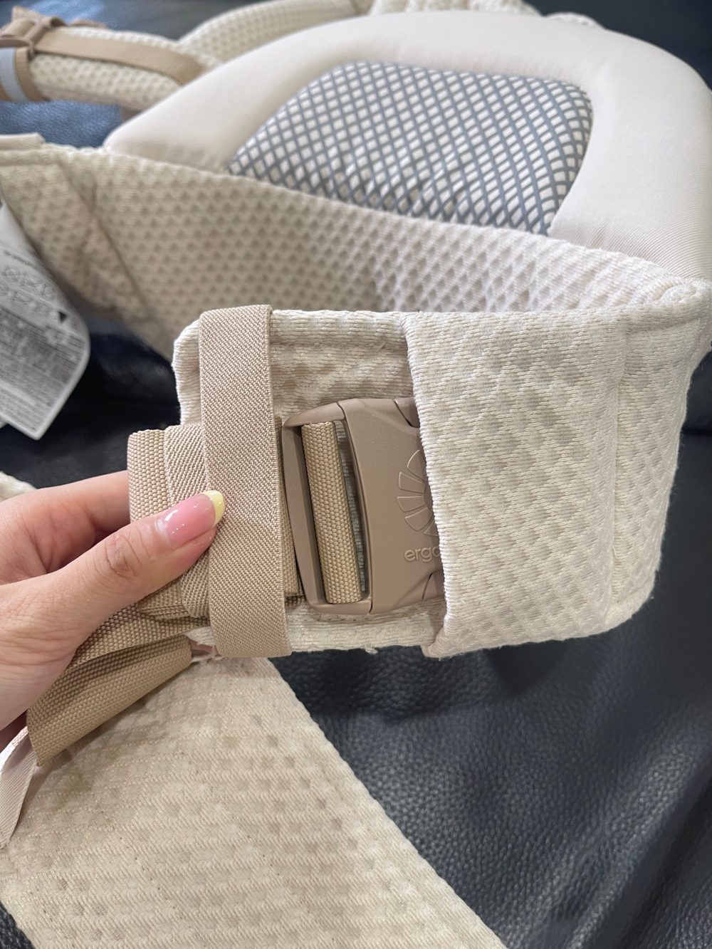 Địu Ergo baby Alta Hip Seat, Natural Beige ( size: 5,5-> 20kg ~ 4–> 48m) - Ảnh 16