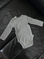 Set 2 bodysuit dài tay H&M màu trắng/xám (size 4→6m) - Ảnh 10