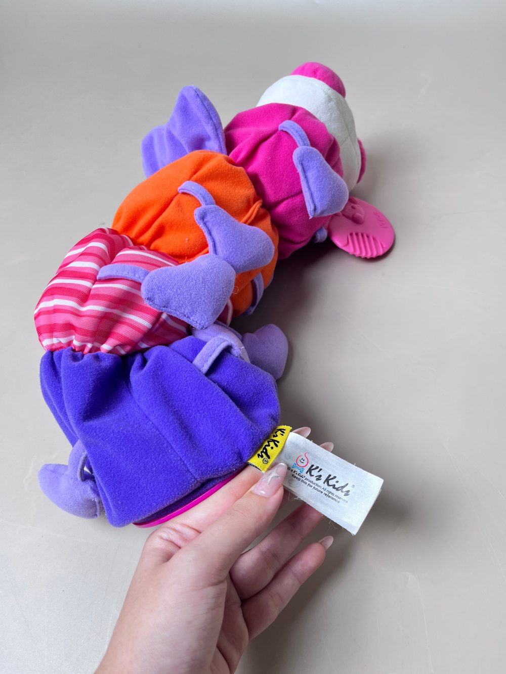 Set thú nhồi bông đồ chơi Tomy Lamaze, K’s kids hình sâu dài và sách vải Jollybaby chủ đề đuôi khủng long - Ảnh 2