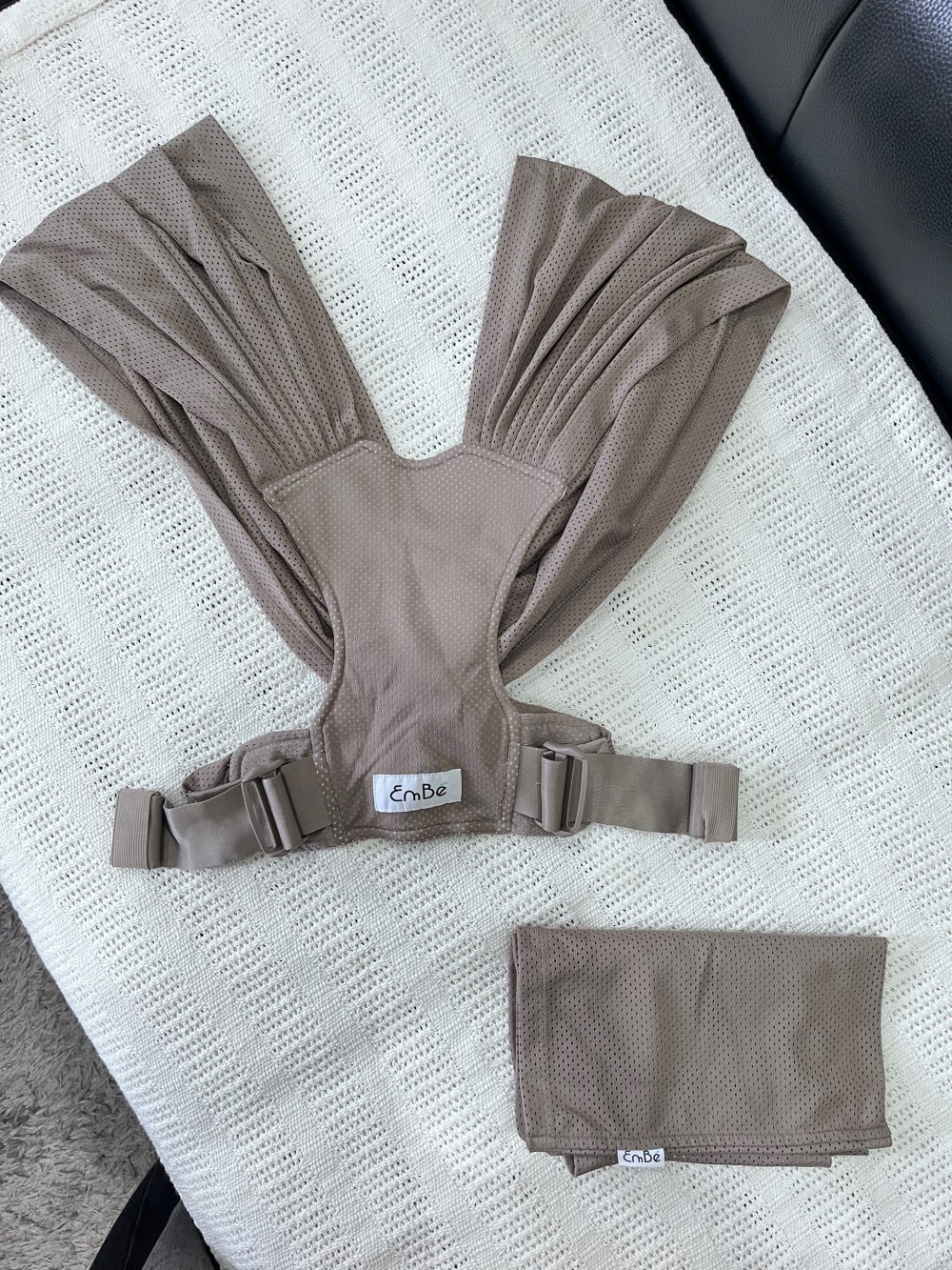 Địu vải lưới EmBé Sling, size: WindMesh Plus màu Mocha ( size: 0->24m, còn túi đựng ) - Ảnh 7