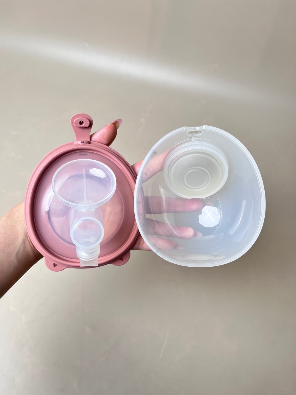 Máy hút sữa Momcozy V2 Pro cup hồng (full box) - Ảnh 34